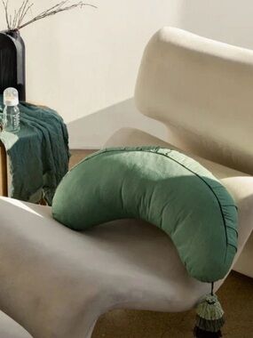 DockAtot La Maman Wedge Nursing Pillow - EMERALD CHAMBRAY